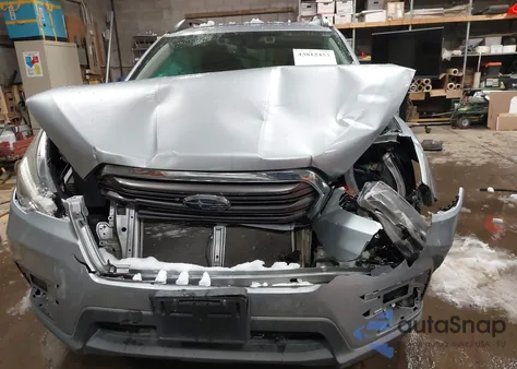 2020 Subaru Ascent Premium из США, поврежденный, VIN 4S4WMAHD3L3413069